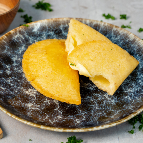 Empanada de Maíz relleno de Quesos 40g