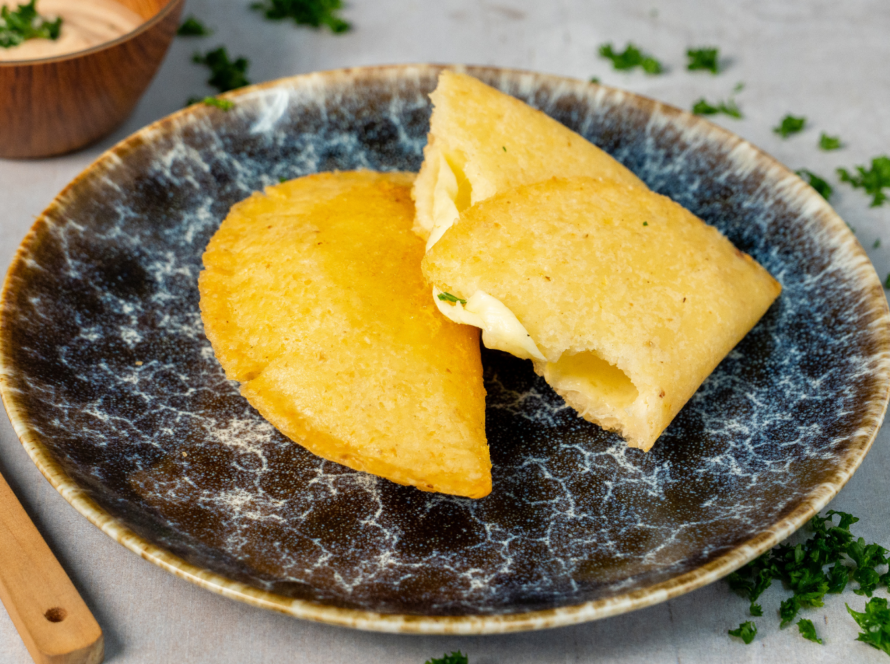 Empanada de Maíz relleno de Quesos 40g