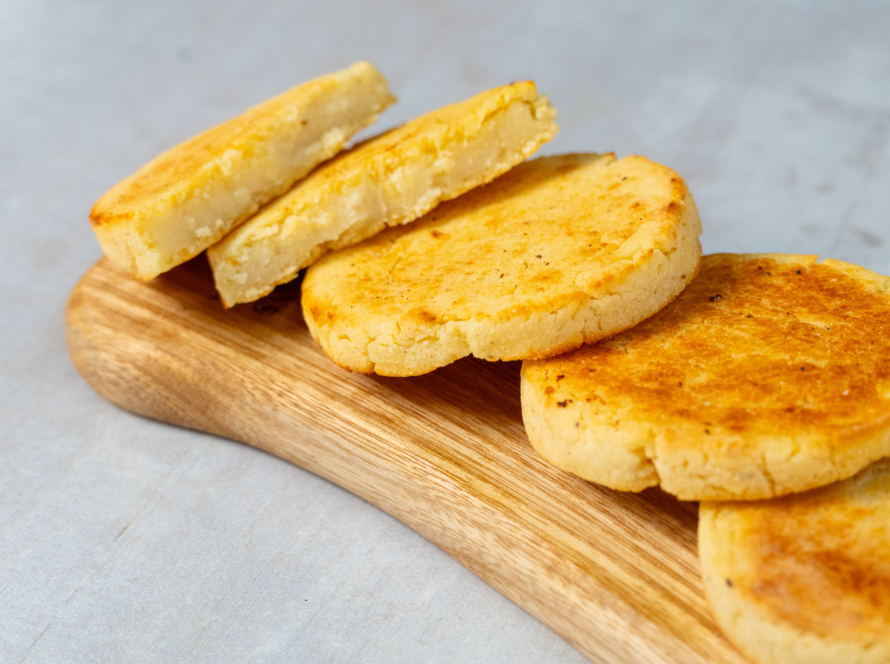 Arepa con queso x 10